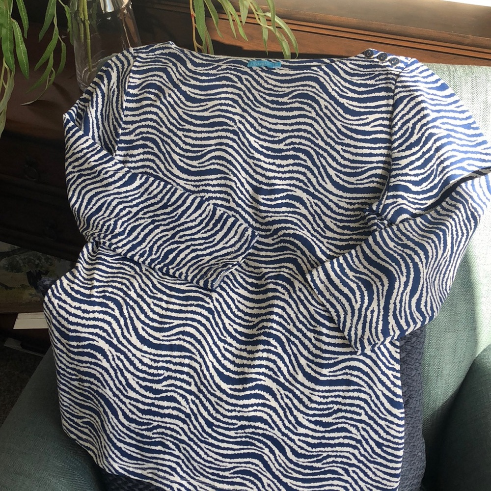 Lovely boatneck top